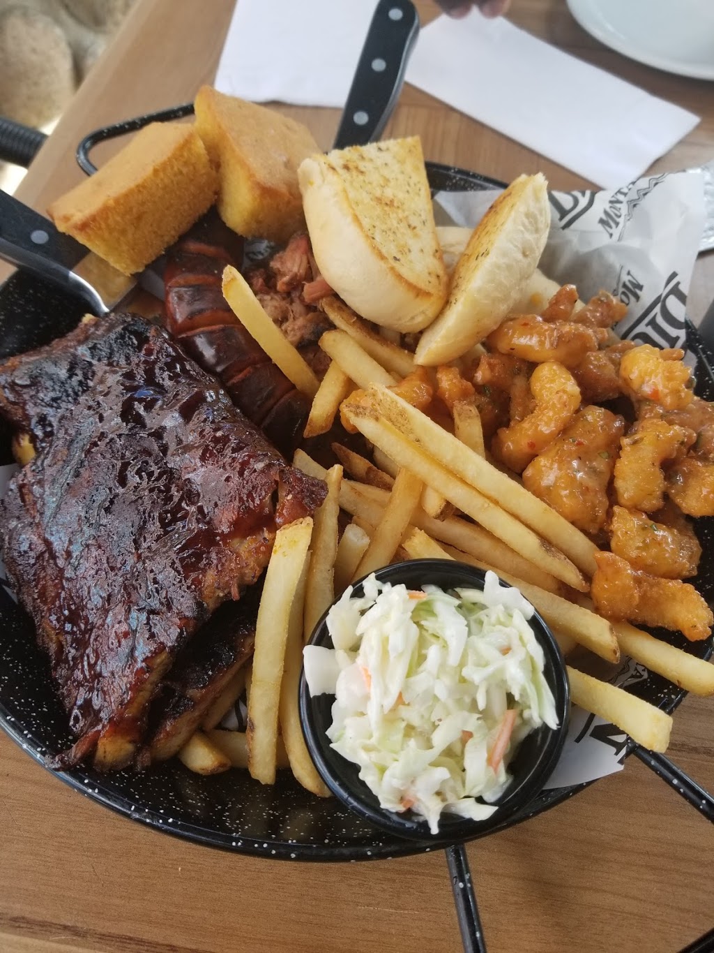 Montanas | 5622 Signal Hill Centre SW, Calgary, AB T3H 3P8, Canada | Phone: (403) 217-1100