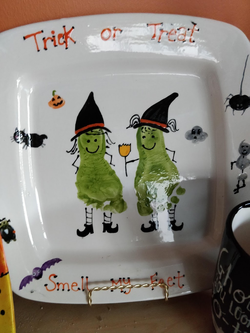 Crock A Doodle Cobourg | 169 Division St, Cobourg, ON K9A 0B3, Canada | Phone: (905) 372-5678