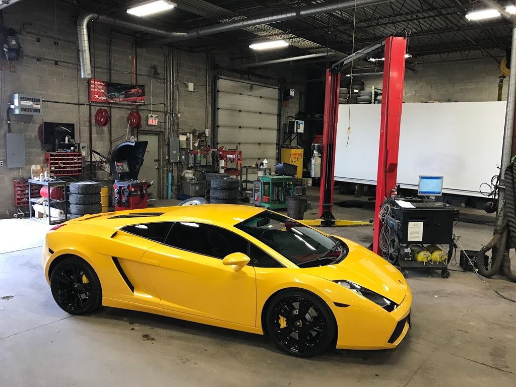 Streetwise Automotive & Truck Centre | 4120 Ridgeway Dr Unit 30, 31, 32, 33, Mississauga, ON L5L 5R5, Canada | Phone: (905) 828-4554