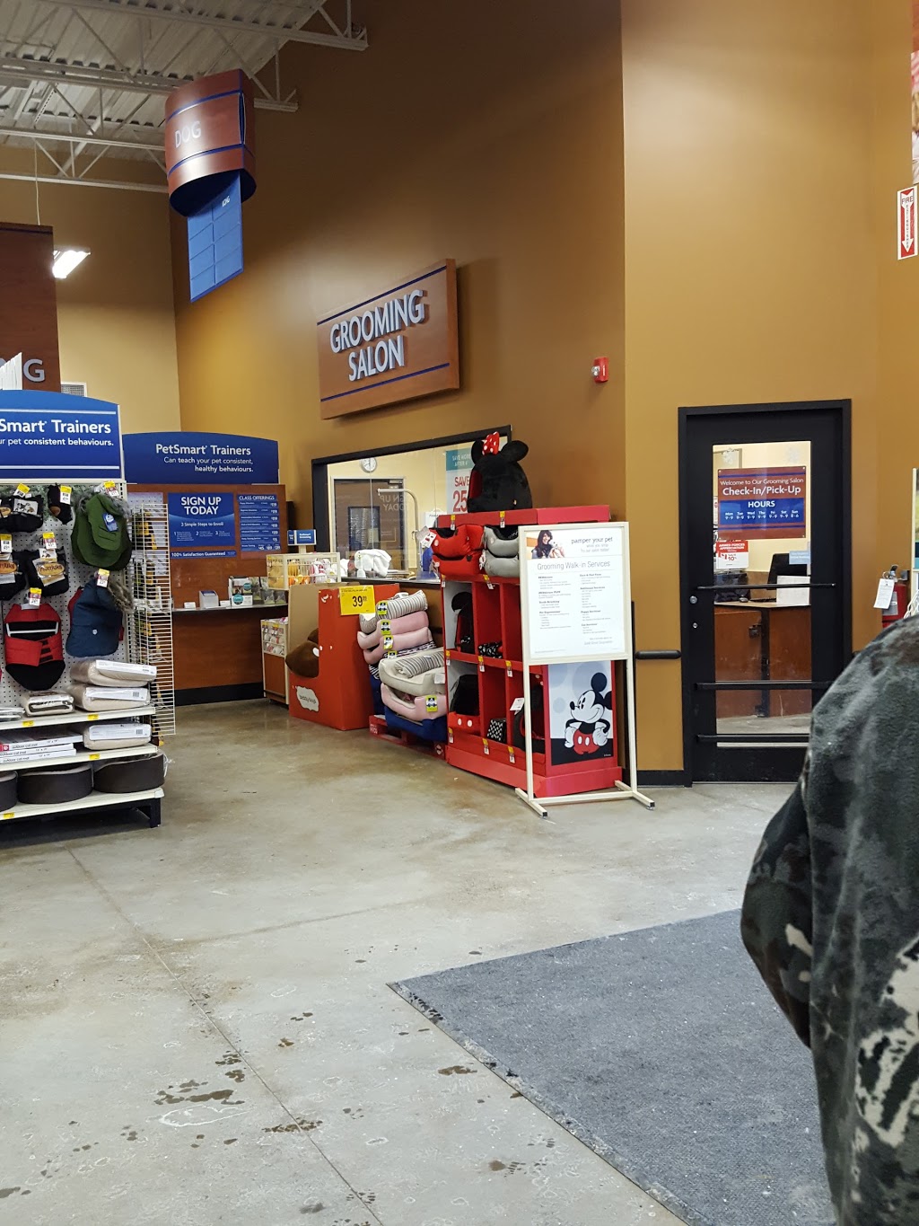 PetSmart | 1600 Heron Rd Unit 1, Ottawa, ON K1V 2P5, Canada | Phone: (613) 523-2819