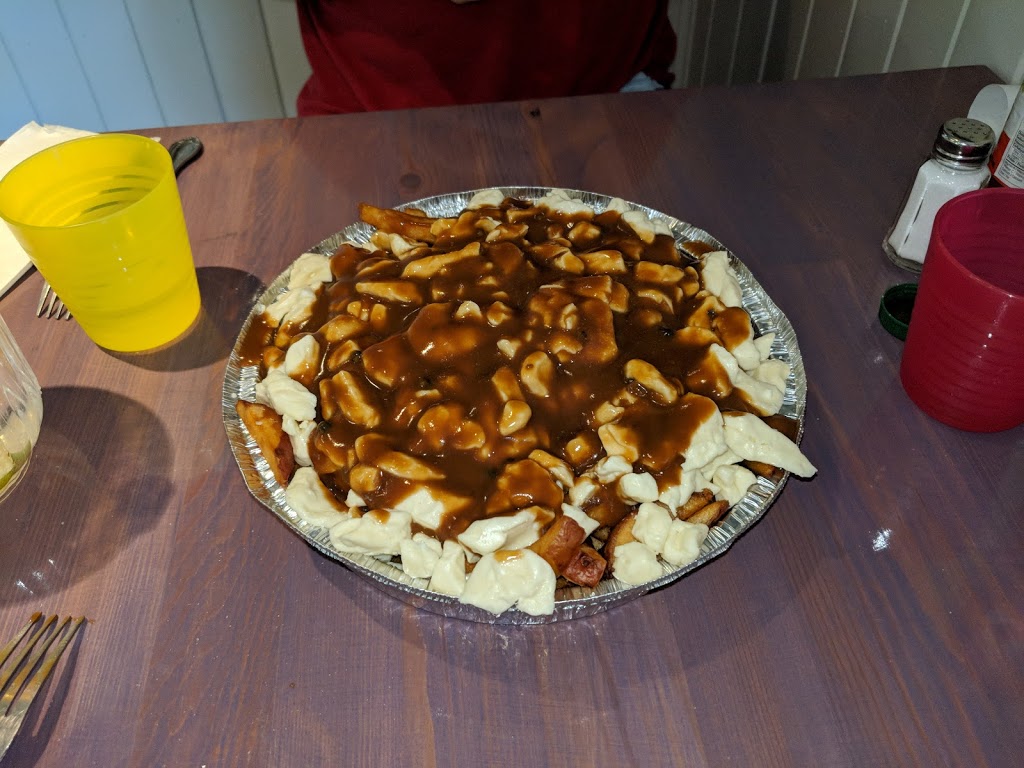 La Belle Cantinière | 345 Boulevard Marie Victorin, Kingsey Falls, QC J0A 1B0, Canada | Phone: (819) 363-2403