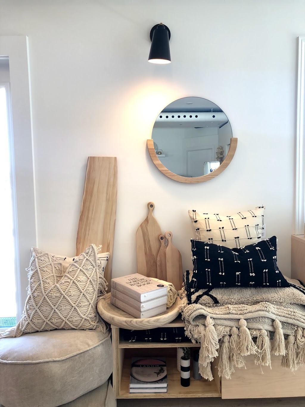 The Hive | 60 Pine St, Collingwood, ON L9Y 2N7, Canada | Phone: (705) 230-0488
