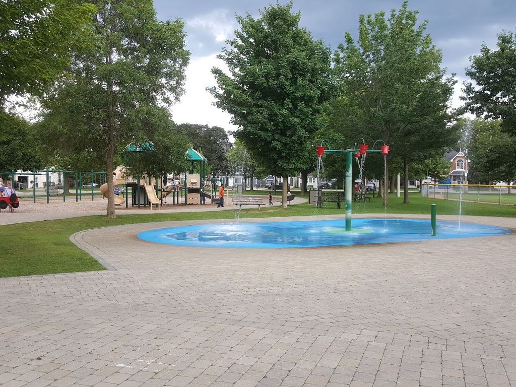 Town Park Aurora | Aurora, ON L4G 1H1, Canada | Phone: (905) 727-3123
