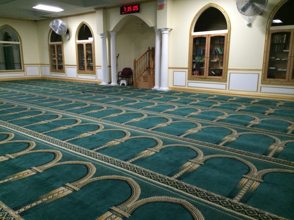 Masjid Huzaifah | 18 Progress Ave, Scarborough, ON M1P 2Y4, Canada | Phone: (416) 292-0015