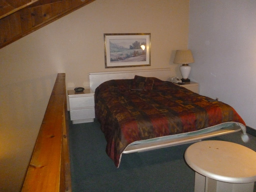 Auberge Champetre | 1435 Boulevard Sainte Adèle, Sainte-Adèle, QC J8B 2N6, Canada | Phone: (450) 229-3533