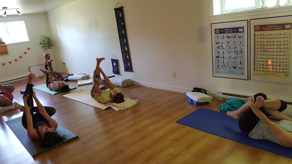 Yoga Patme | 2566 Rue de Bonaventure, Saint-Lazare, QC J7T 2M2, Canada | Phone: (450) 424-9425