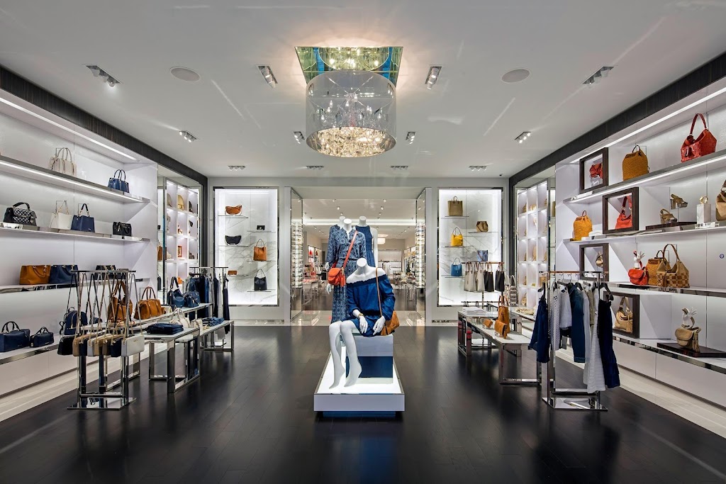 Michael Kors | 1485 Portage Ave Unit 203A, Winnipeg, MB R3G 0W4, Canada | Phone: (204) 783-6565