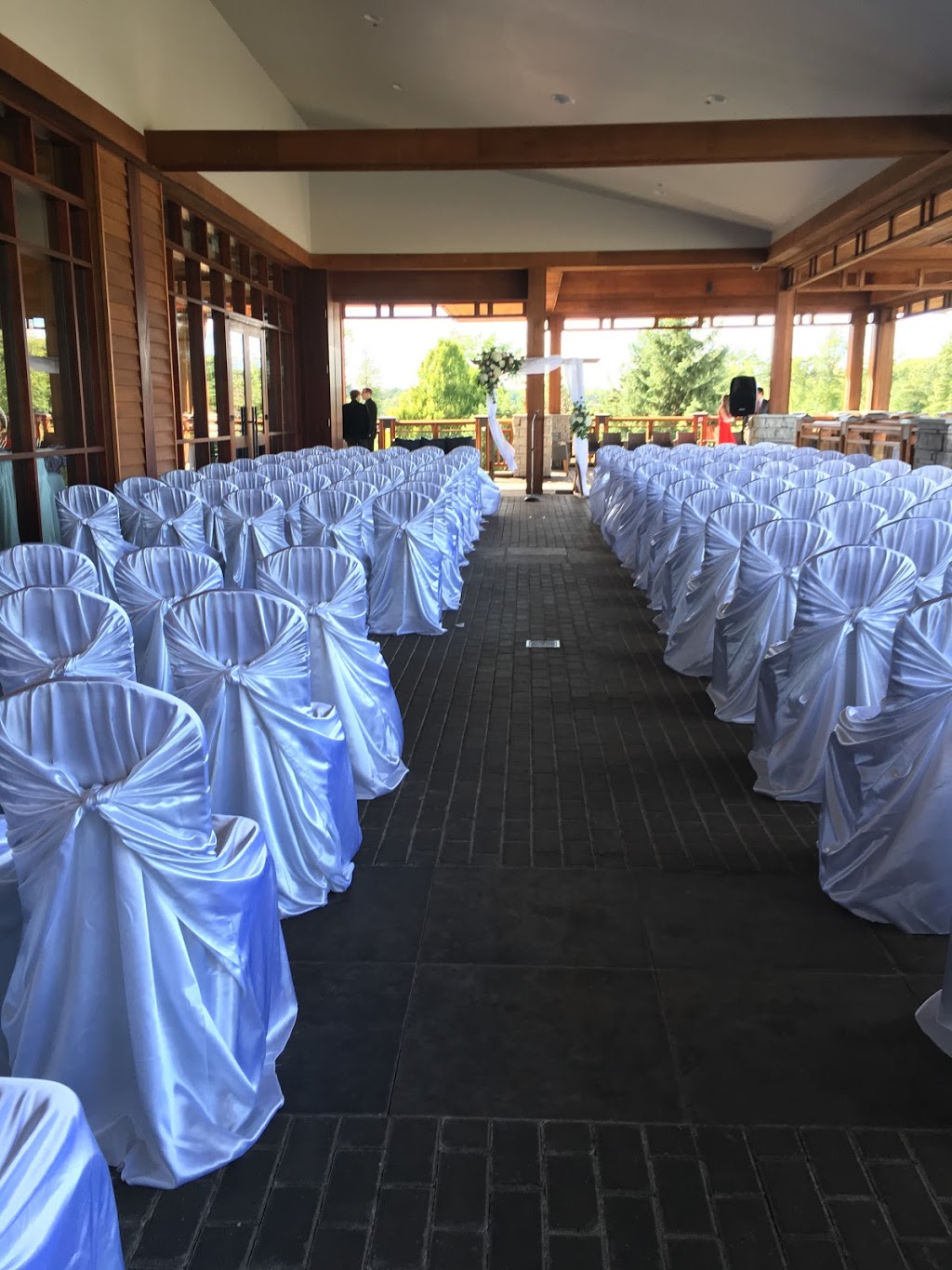 Niagara Parks Weddings | 7400 Portage Rd, Niagara Falls, ON L2E 6T2, Canada | Phone: (905) 356-2217 ext. 4