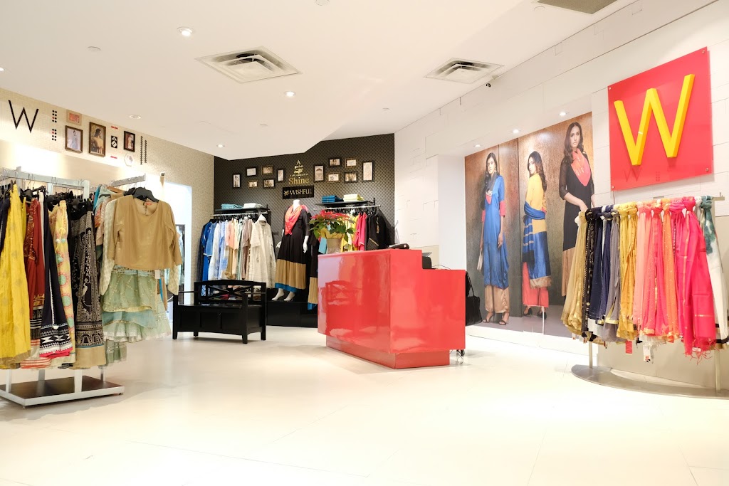 Gopikas | Town Centre, 5100 Erin Mills Pkwy, Mississauga, ON L5M 4Z5, Canada | Phone: (647) 870-6086