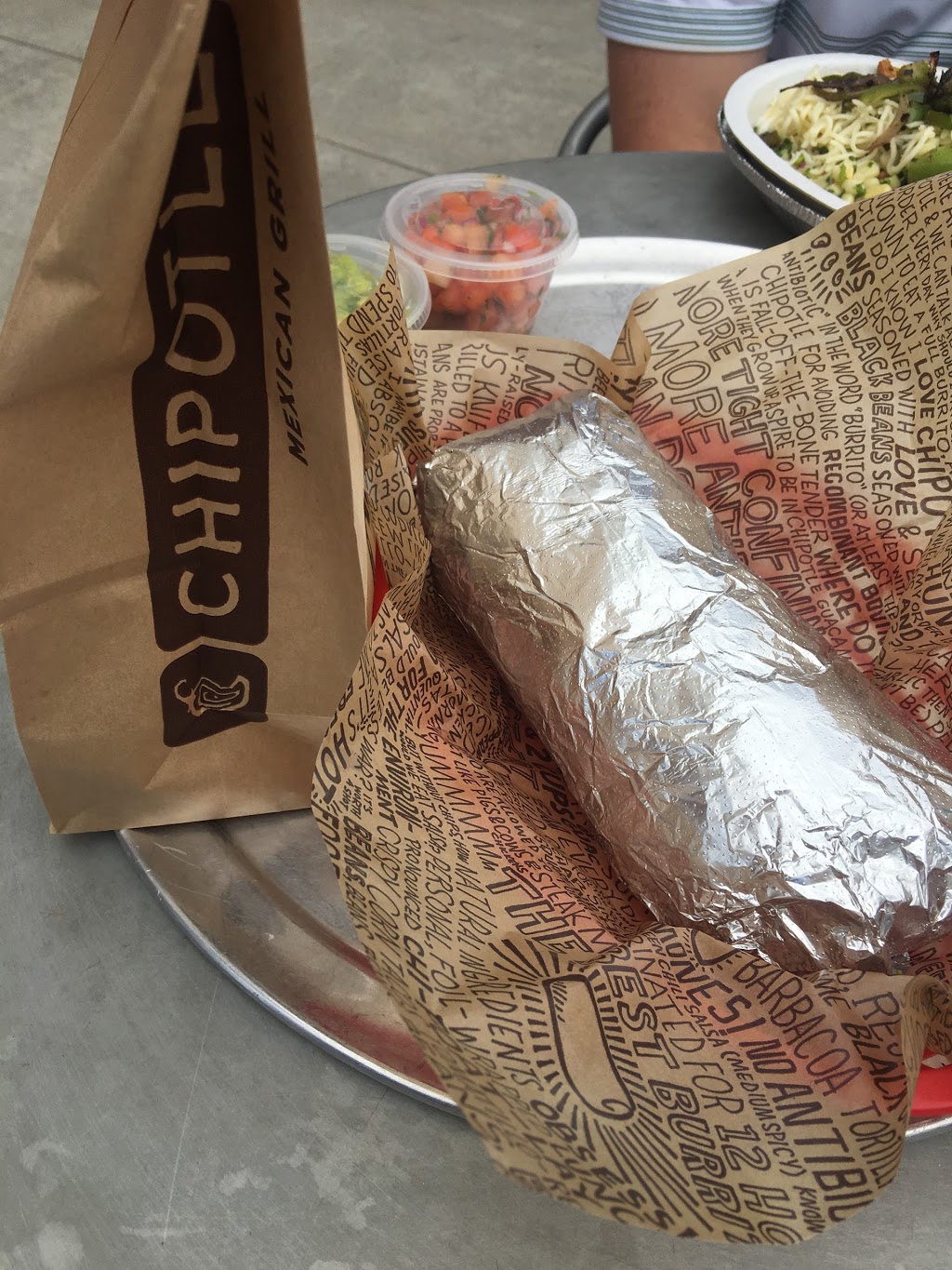 Chipotle Mexican Grill | 1643 Niagara Falls Blvd, Amherst, NY 14228, USA | Phone: (716) 836-1039