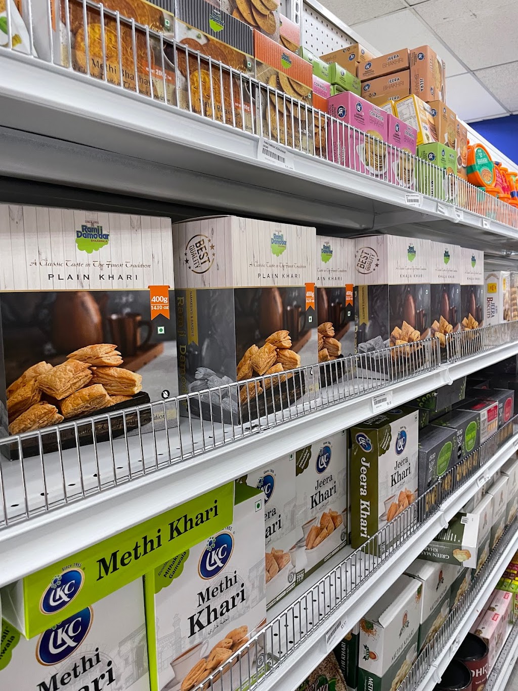 Patel Supermarket | 6922 King George Blvd, Surrey, BC V3W 4Z9, Canada | Phone: (778) 565-1771