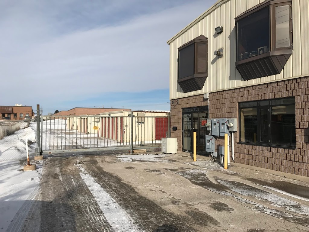 H & F Mini Storage | 26 Robb Blvd, Orangeville, ON L9W 3L2, Canada | Phone: (519) 938-8138