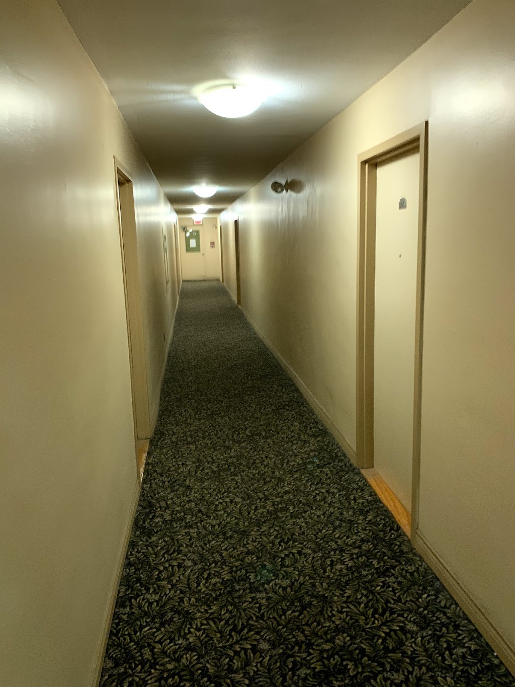 Sheridan Manor 1980 Fowler Dr, Mississauga, ON L5K 1B6, Canada