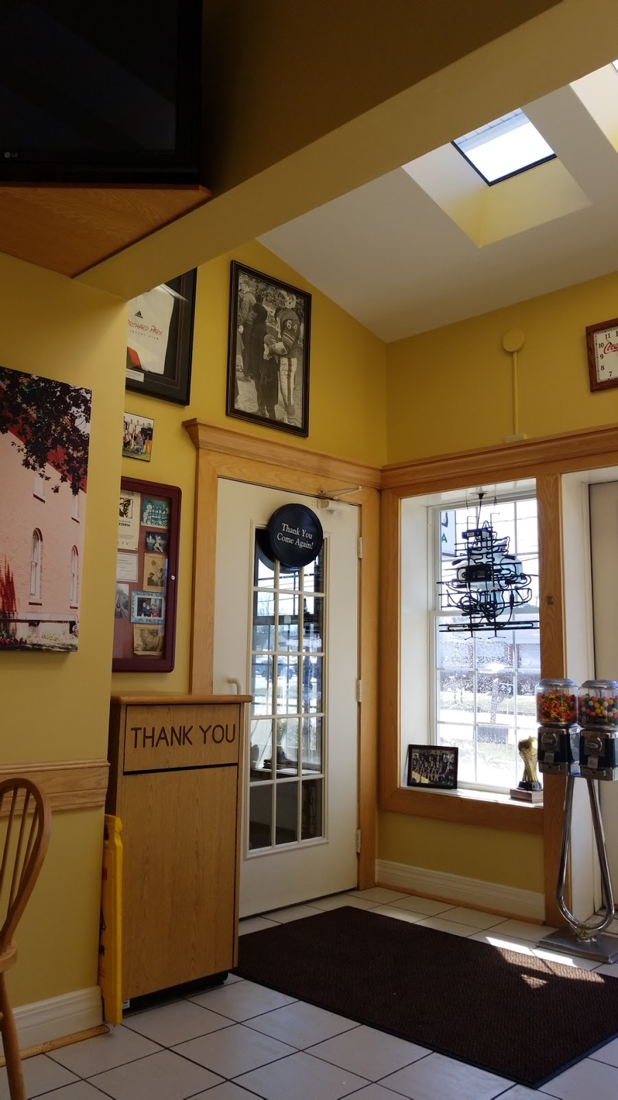 Cappellis Pizzeria | 3643 N Buffalo St #1933, Orchard Park, NY 14127, USA | Phone: (716) 662-2290