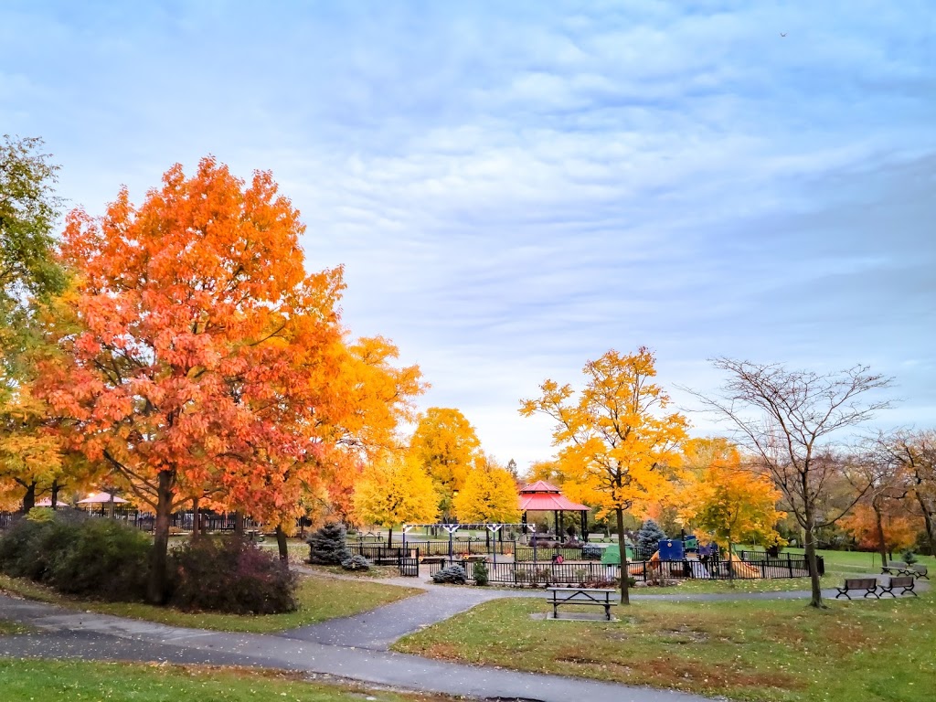 Jeux deau (parc Lafond) | 3500 Avenue Laurier E, Montréal, QC H1X 3E9, Canada | Phone: (514) 872-0311