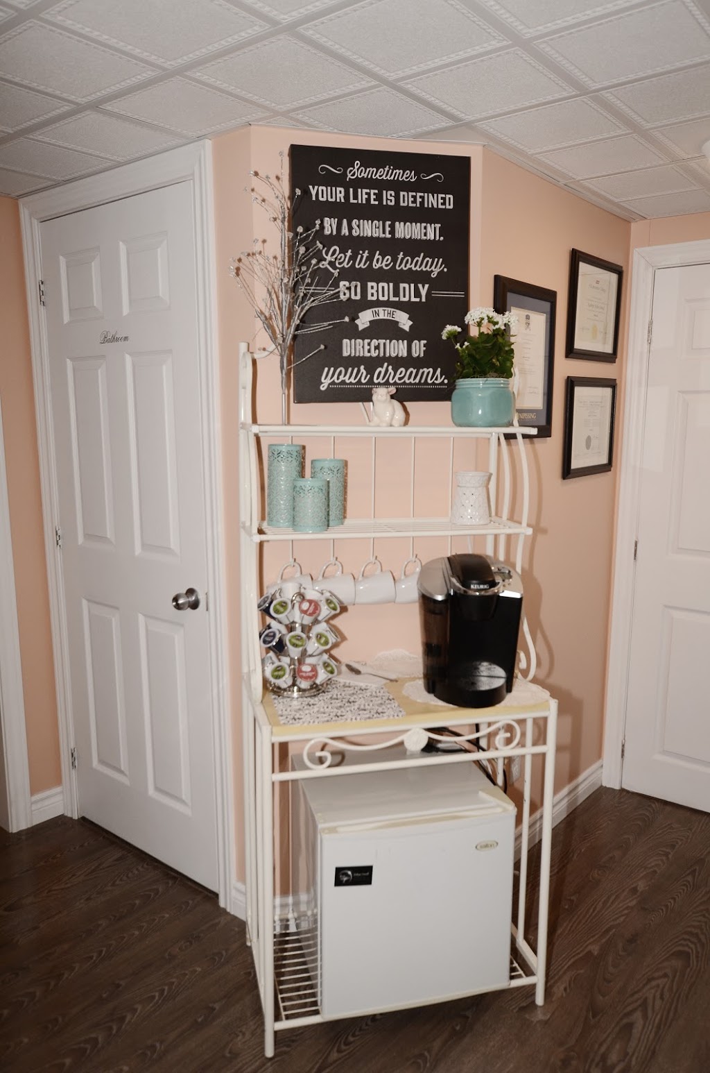 Hair Eclips | 8 Elizabeth St, Johnstown, ON K0E 1T1, Canada | Phone: (613) 802-3186