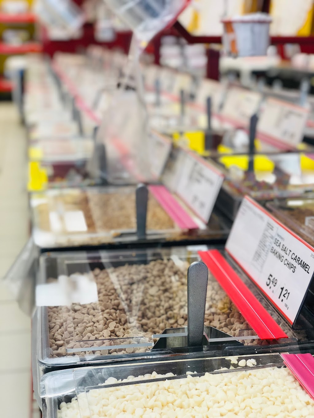 Bulk Barn | 800 Kelly Rd #120, Victoria, BC V9B 5T6, Canada | Phone: (250) 391-4430