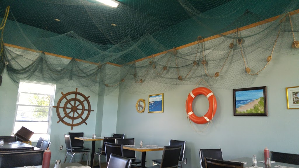 Gateway Lobster Shop | 103 Abegweit Blvd, Borden-Carleton, PE C0B 1X0, Canada | Phone: (902) 437-2070