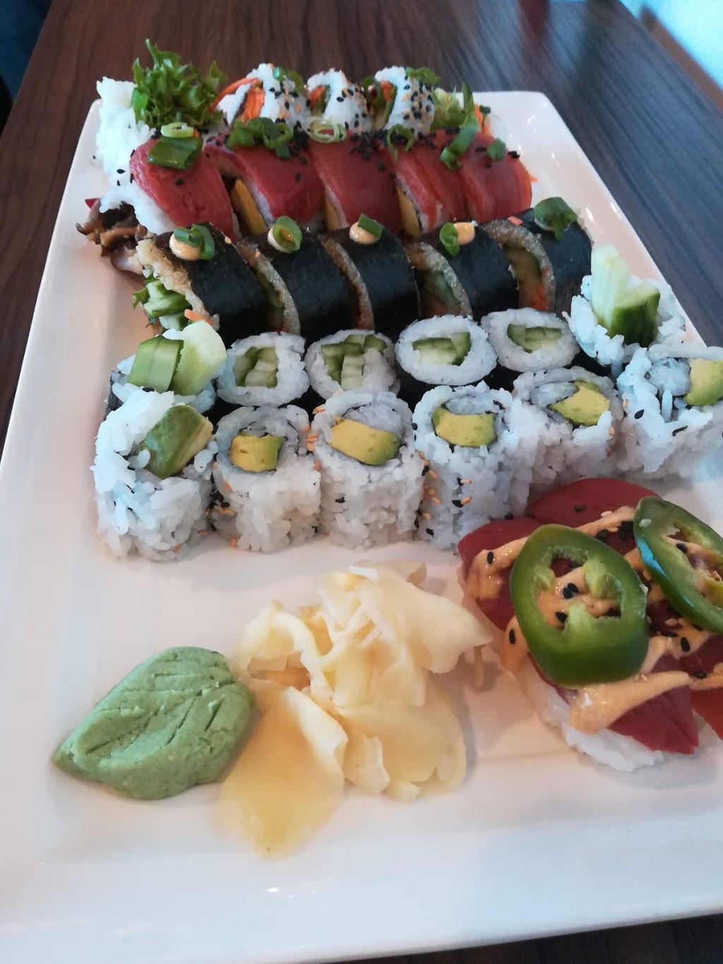 Yuzu sushi | 159 41e Rue O #101, Québec, QC G1H 0C1, Canada | Phone: (418) 626-1999