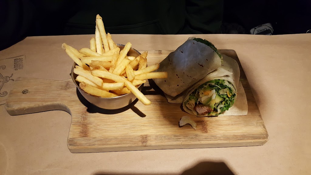 Jack Astors Bar & Grill | 88 Fanshawe Park Rd E, London, ON N5X 4C5, Canada | Phone: (519) 663-2091