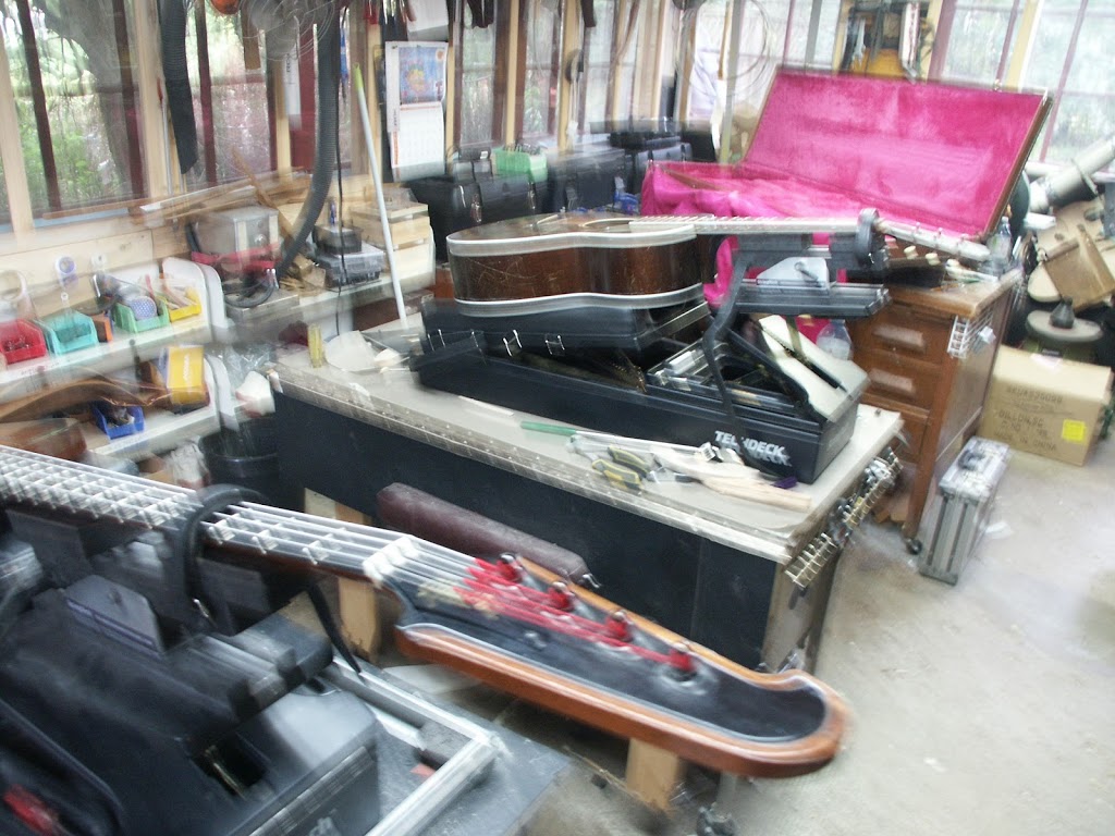 McConville Guitars | 69 Waterloo St N, Stratford, ON N5A 5H8, Canada | Phone: (519) 275-1008