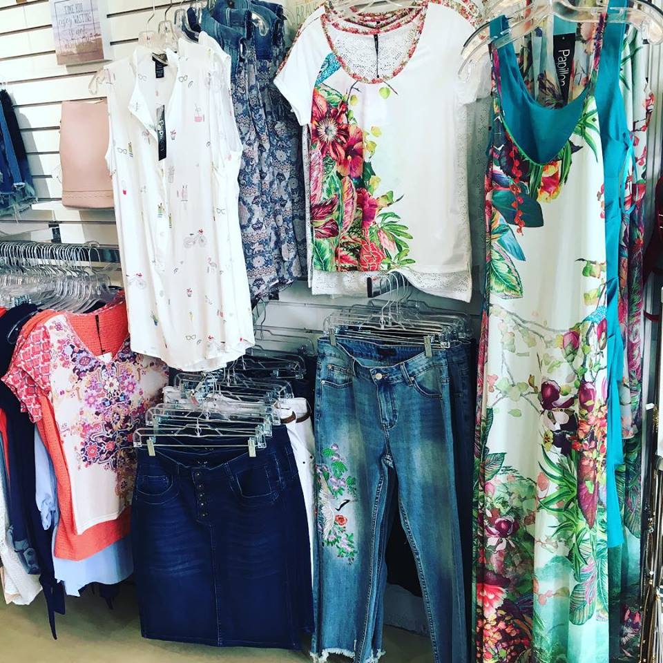 Flourish Boutique | 453 Marine Dr, Gibsons, BC V0N 1V0, Canada | Phone: (604) 886-8844