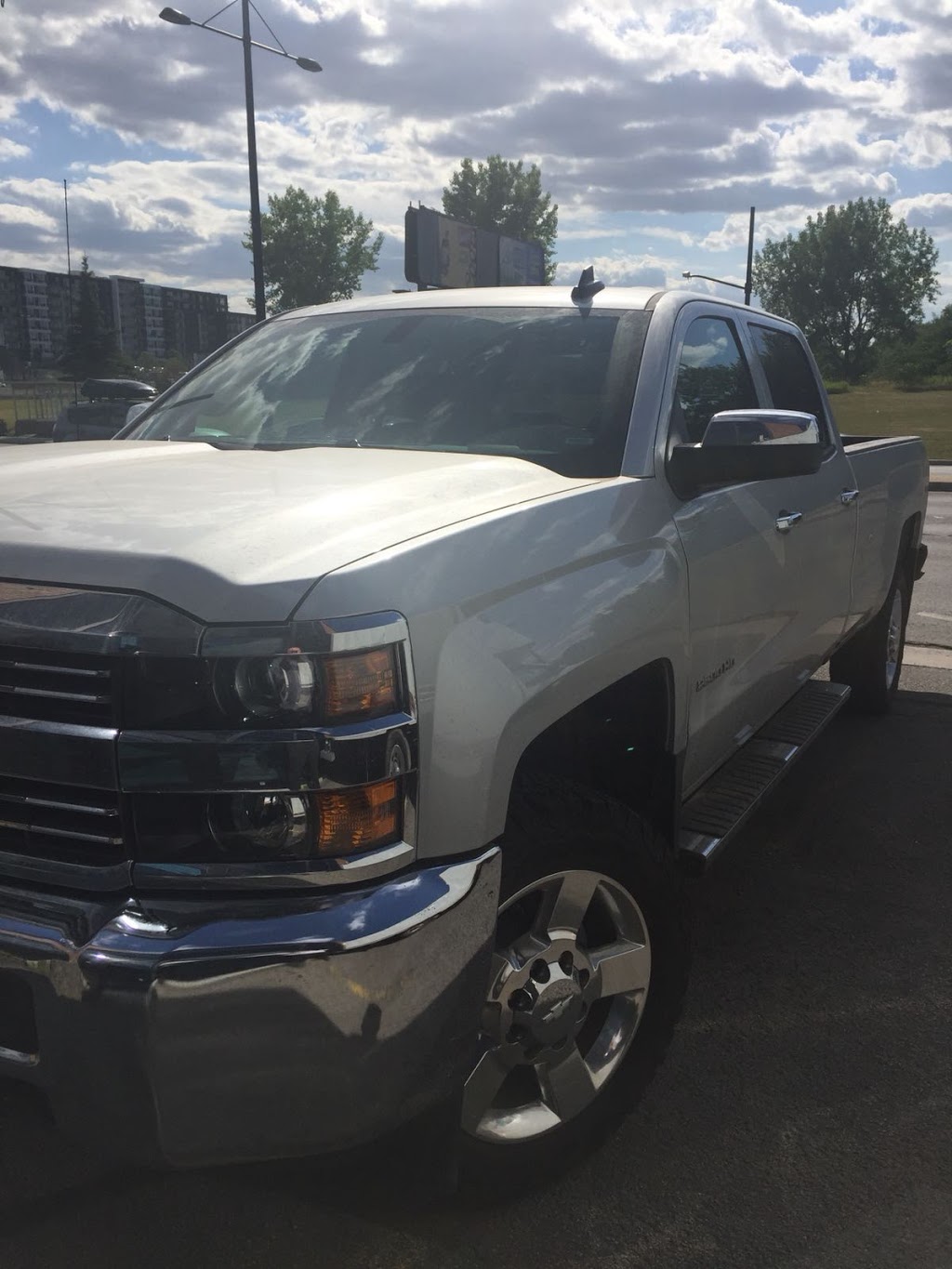 Budget Car & Truck Rental | 7115 Boulevard Wilfrid-Hamel, Québec, QC G2G 1B6, Canada | Phone: (418) 872-9885