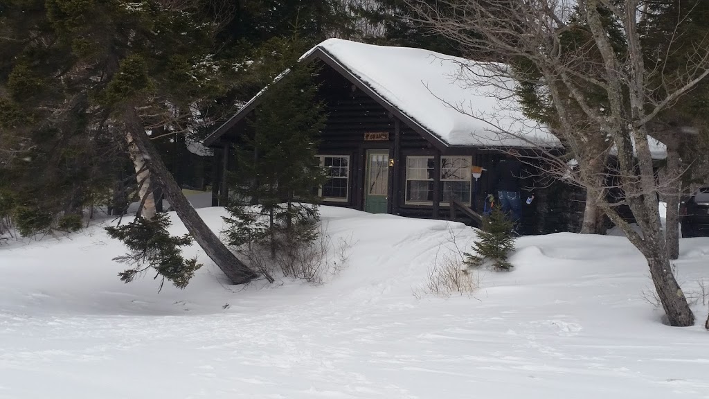 Tall Timber Lodge | 609 Beach Rd, Pittsburg, NH 03592, USA | Phone: (603) 538-6651