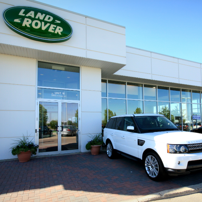 Land Rover Winnipeg | 10-3965 Portage Ave, Winnipeg, MB R3K 2G8, Canada | Phone: (204) 452-8030