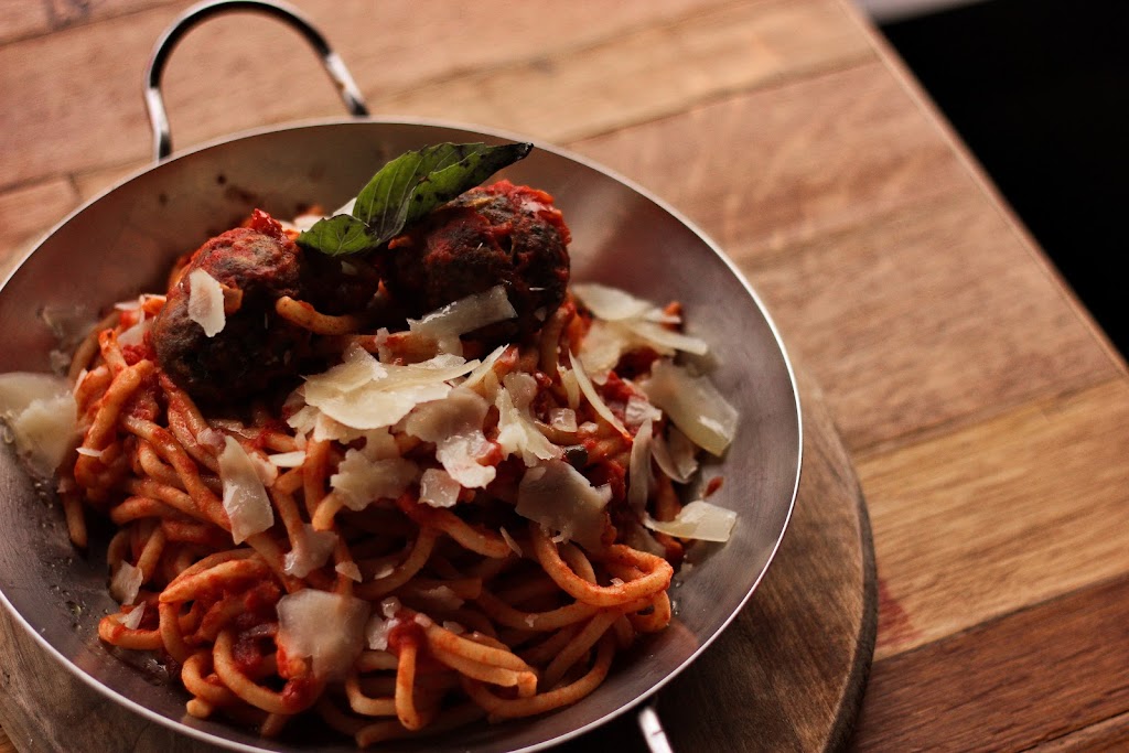Rosso Pizzeria | 8738 109 St NW, Edmonton, AB T6G 1E9, Canada | Phone: (780) 433-5382