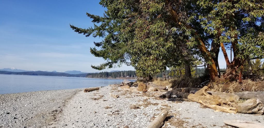 Smelt Bay Provincial Park | Mansons Landing, BC V0P 1K0, Canada | Phone: (250) 308-4479