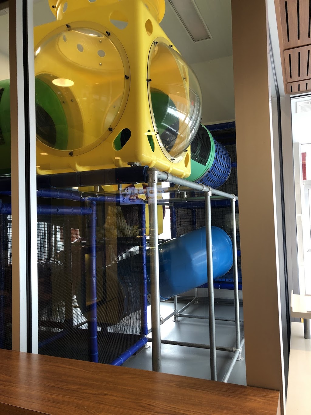 McDonalds | 5531 Boulevard Laurier, Terrebonne, QC J7M 1T7, Canada | Phone: (450) 968-3322
