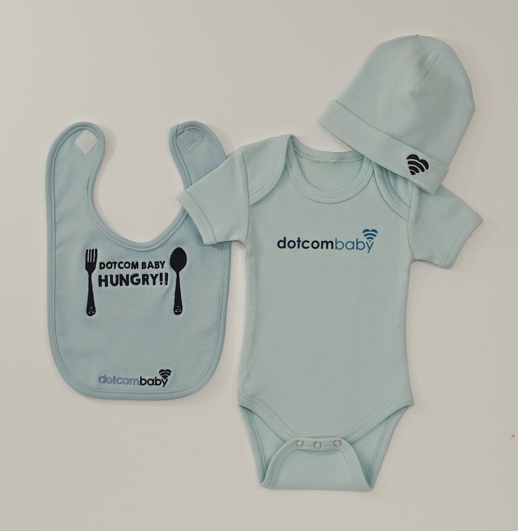 dotcom baby | 20 Rue Carmel, Hudson, QC J0P 1H0, Canada | Phone: (514) 996-1741