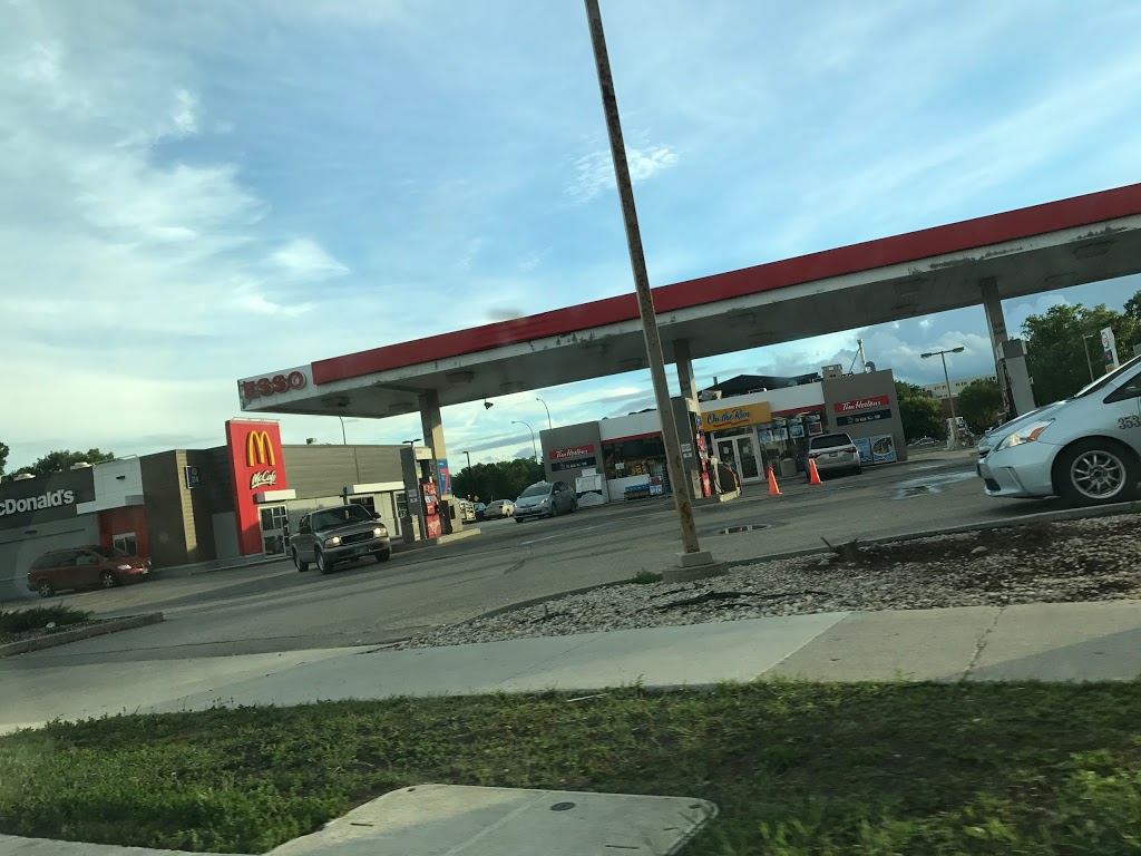 Esso | 2019 Pembina Hwy, Winnipeg, MB R3T 5W7, Canada | Phone: (204) 261-9759