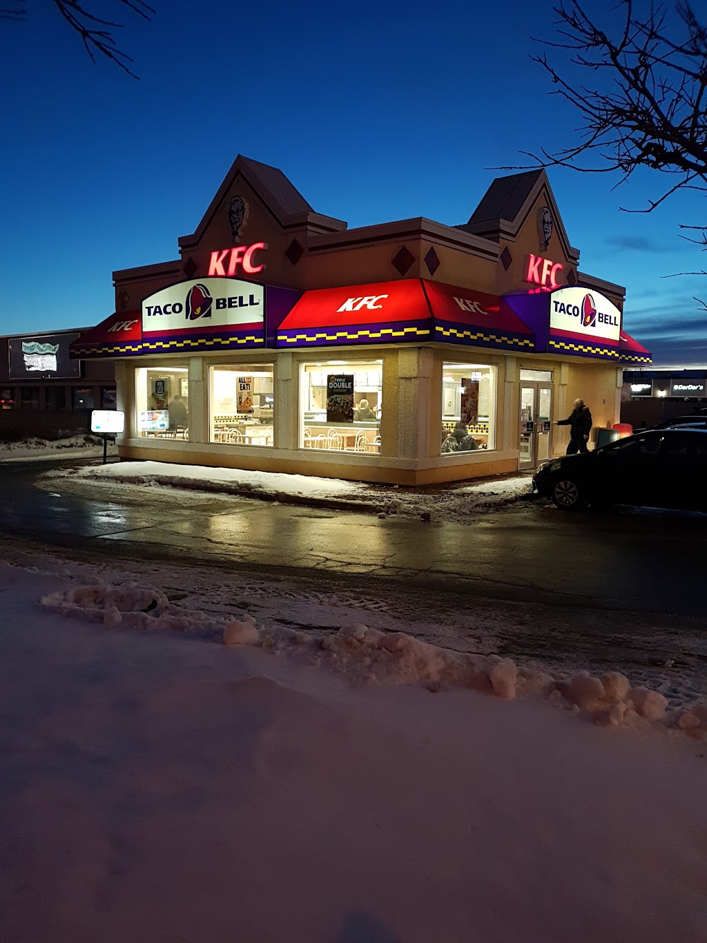 KFC | 2079 Pembina Hwy, Winnipeg, MB R3T 5J9, Canada | Phone: (204) 987-8312
