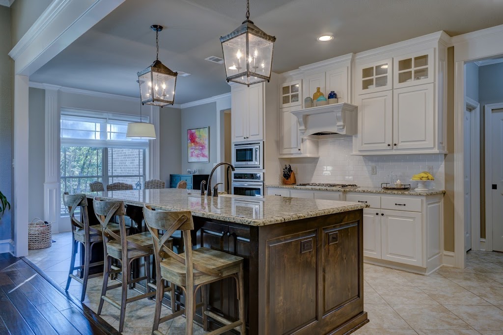 Regina Kitchens | 545 Albert St, Regina, SK S4R 2P2, Canada | Phone: (306) 660-0366
