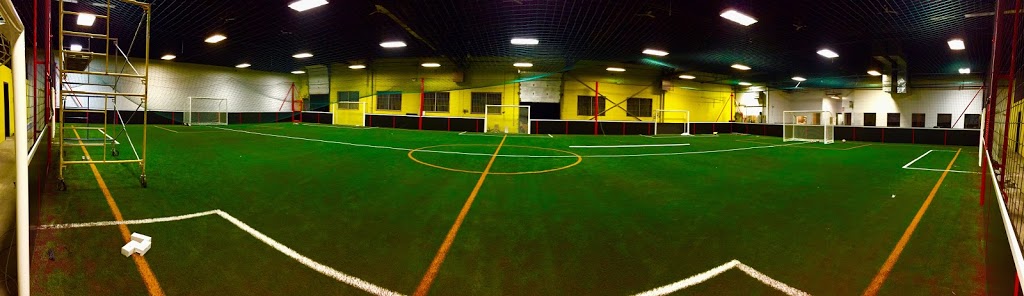 STADIUM 5 | 5832 Chemin de la Côte-de-Liesse, Mont-Royal, QC H4T 1B1, Canada | Phone: (514) 320-0180