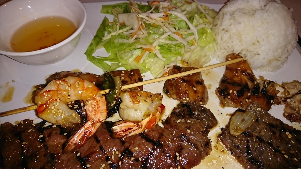 Charme Cochinchine | 2100 Boulevard le Corbusier, Laval, QC H7S 2C9, Canada | Phone: (450) 681-9188