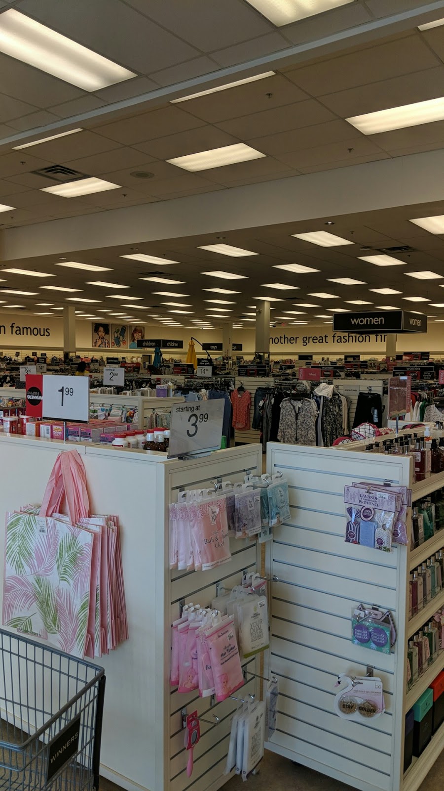 Winners | 3900 Grand Park Dr, Mississauga, ON L5B 0A5, Canada | Phone: (905) 848-0973