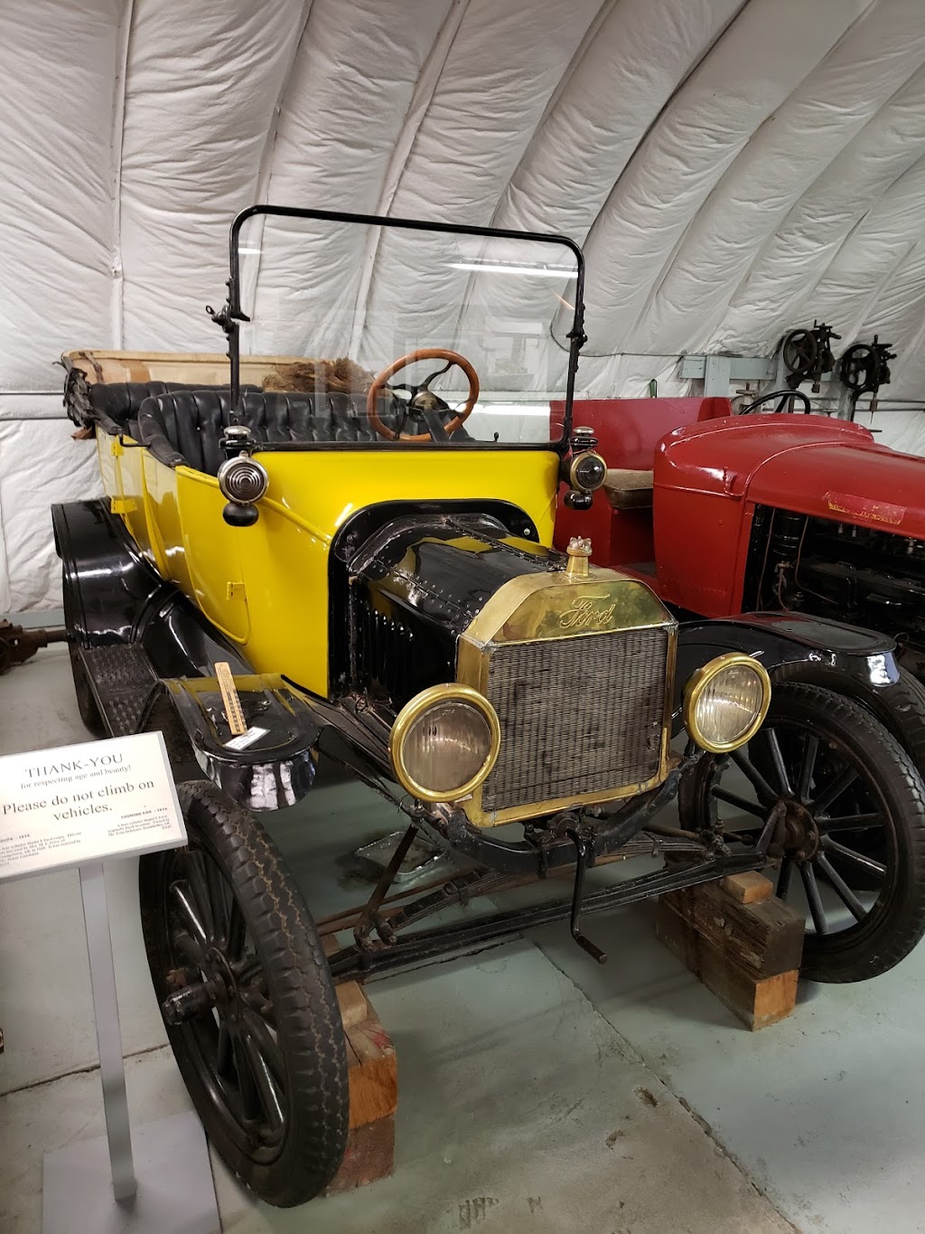 Homestead Antique Museum | 901 N Dinosaur Trail, Drumheller, AB T0J 0Y1, Canada | Phone: (403) 823-2600