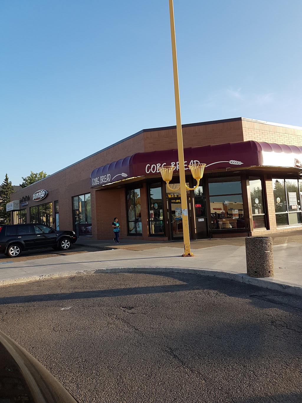 Cobs | 6655 178 St NW #112, Edmonton, AB T5T 4J5, Canada | Phone: (780) 483-6610