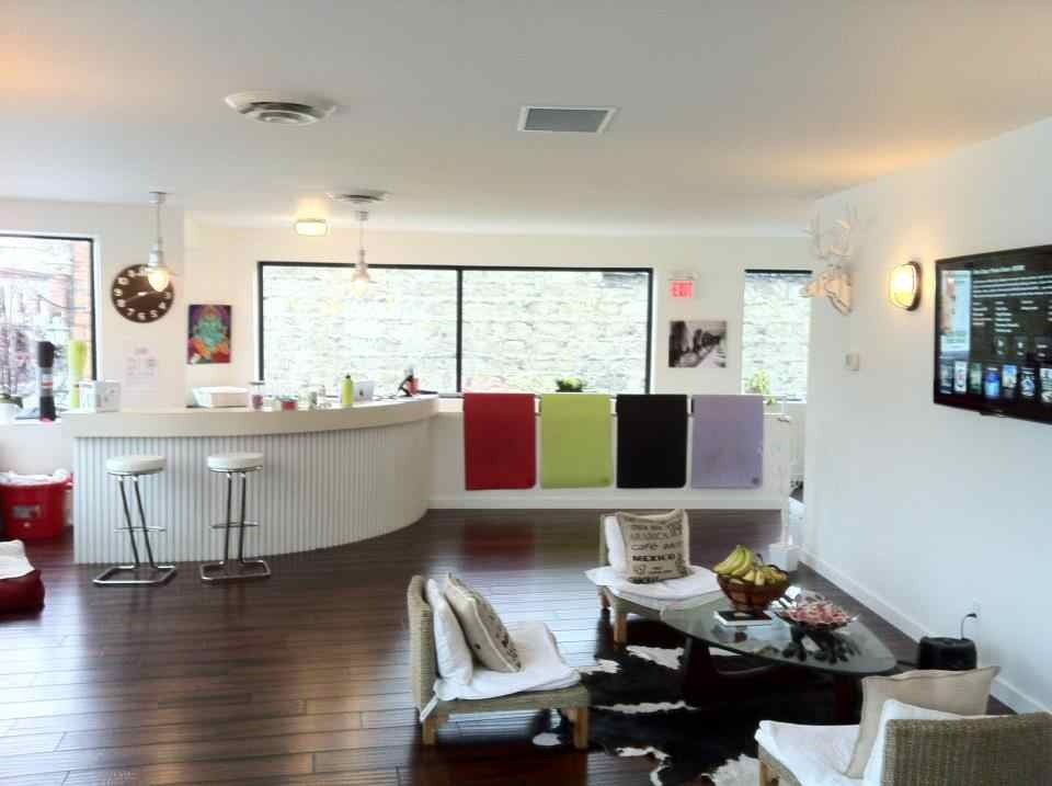 The Hot Box Yoga Kelowna | 223 Bernard Ave, Kelowna, BC V1Y 6N2, Canada | Phone: (844) 484-9642