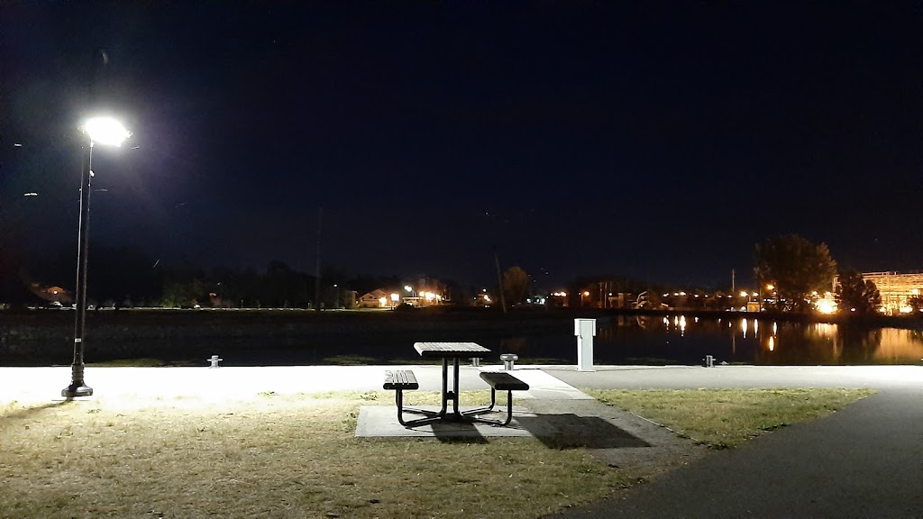 Crèmerie de lécluse | 1754 Av. Bourgogne, Chambly, QC J3L 1Y8, Canada | Phone: (514) 655-9333