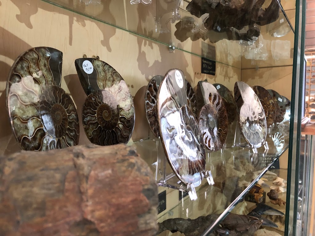 Rubble Rock And Gem | 250 SW Marine Dr, Vancouver, BC V5X 2R5, Canada | Phone: (604) 353-5949