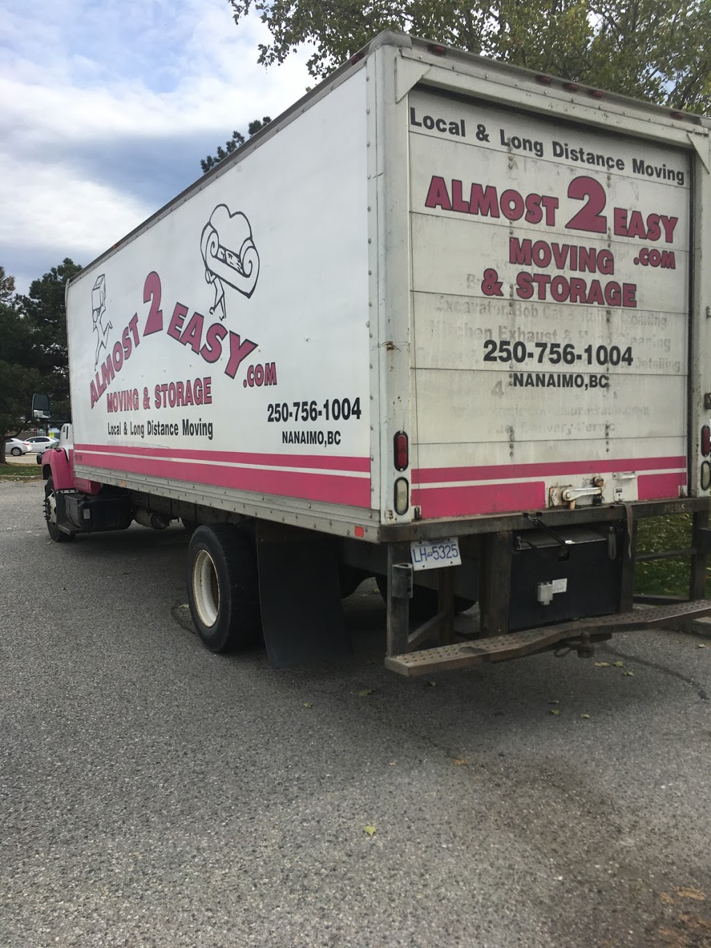 Almost 2 easy moving and storage kelowna | 4361 Gordon Dr, Kelowna, BC V1W 1S6, Canada | Phone: (250) 739-1000