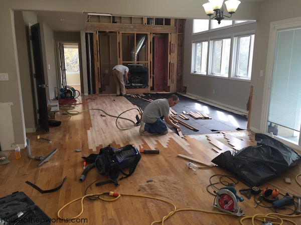 1313 Labour Contracting, Junk Removal, Trucking Services | 32347 Marshall Rd, Abbotsford, BC V2T 1A6, Canada | Phone: (604) 751-1500