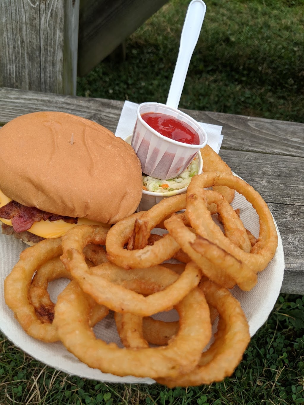 Dairy Freez | 368 County Rd 34, Essex, ON N8M 2X5, Canada | Phone: (519) 839-4703