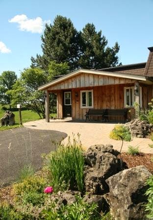 Limestone Valley Animal Hospital | 6634 Guelph Line, Burlington, ON L7P 0A9, Canada | Phone: (905) 336-2445