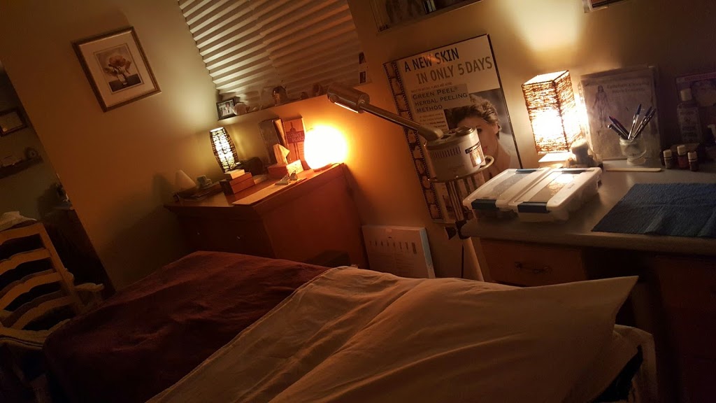 Aromatic Wholistic Health Spa | 343 Waterloo Ave b, Guelph, ON N1H 3K8, Canada | Phone: (647) 717-6457