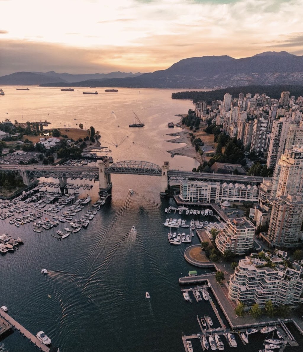 Wayson Gao PREC* 温哥华专业地产经纪 | 1674 W 29th Ave, Vancouver, BC V6J 2Z3, Canada | Phone: (236) 866-2229